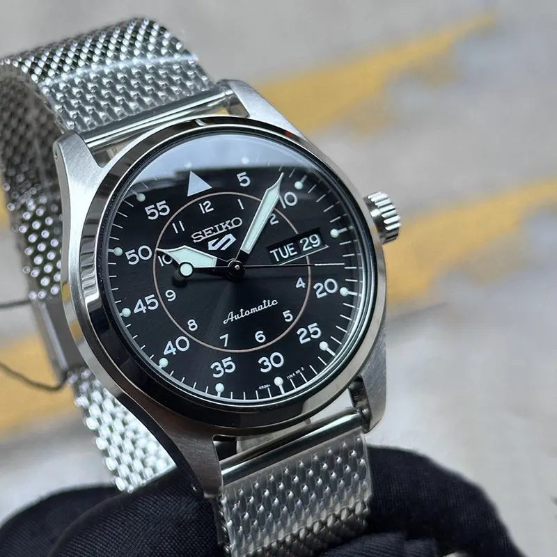 Seiko Sports Mesh Bracelet Seiko Sports Automatic Black Dial Mesh