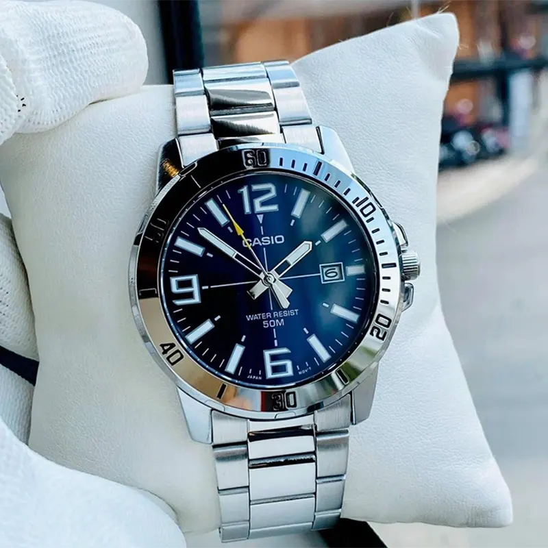Casio Orologio MTP-VD01D-3E2VUDF, Foglia di t, Bracciale